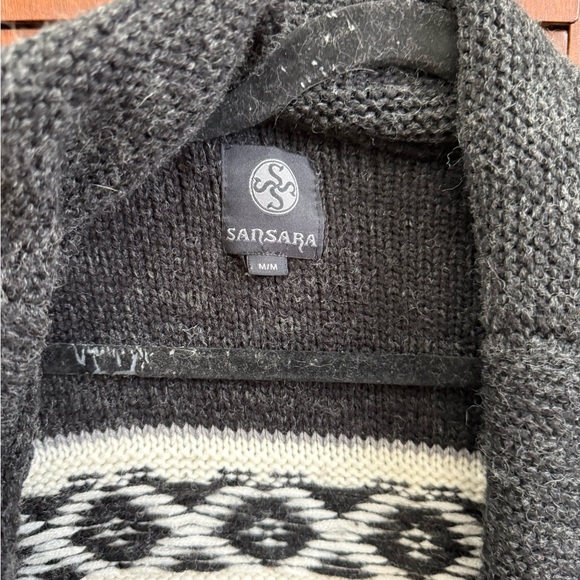 Wool cardigan - Picture 2 of 3